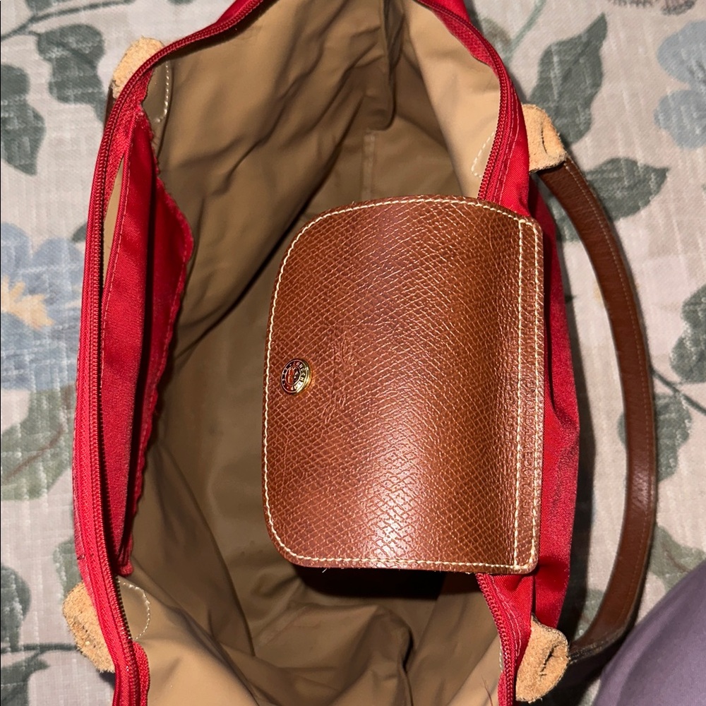 Red Longchamp Le Pliage bag - Picture 5 of 6